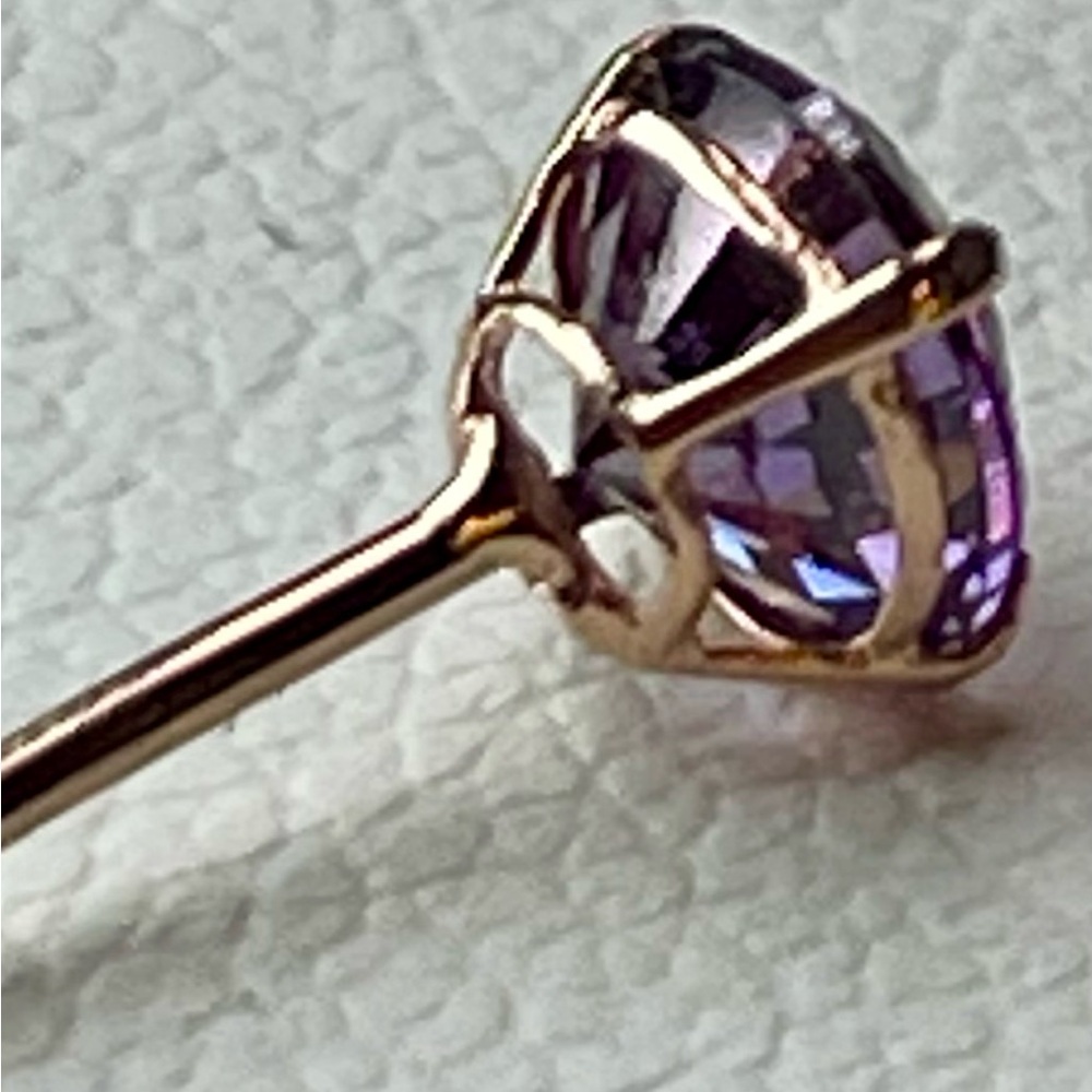 14KT Amethyst Yellow Gold Stud Earrings. .50ct total - Picture 11 of 13